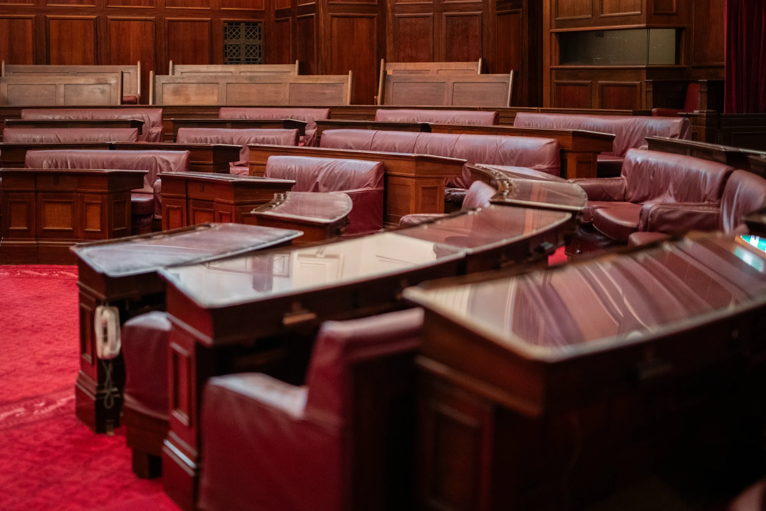 Barristers Urge Specialist Courts Over Jury Trial Limits in Abuse Cases